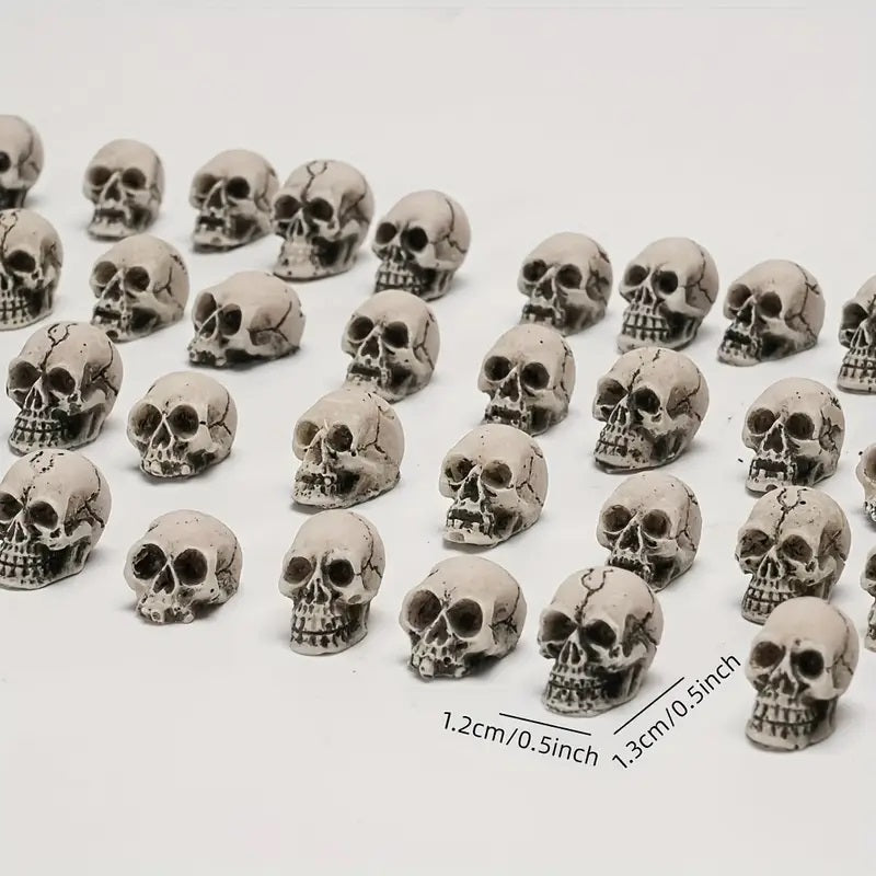 20 Mini Skull Sculptures – Versatile Indoor & Outdoor Decor