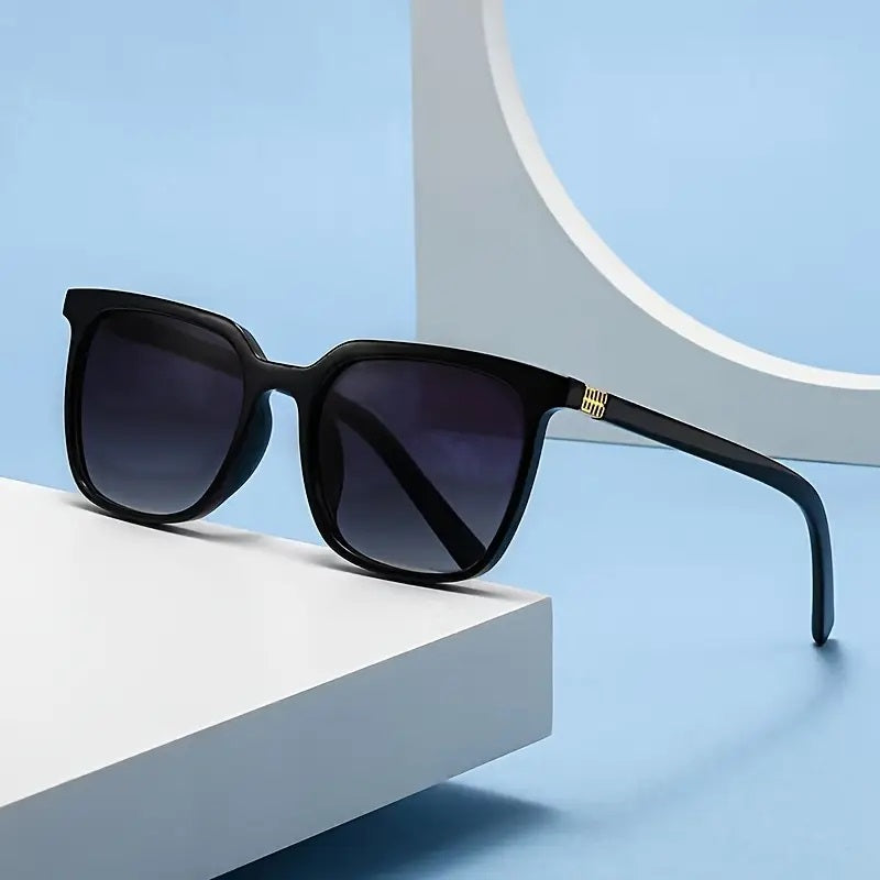 Women’s Trendy Retro Square Frame Casual Eyeglasses