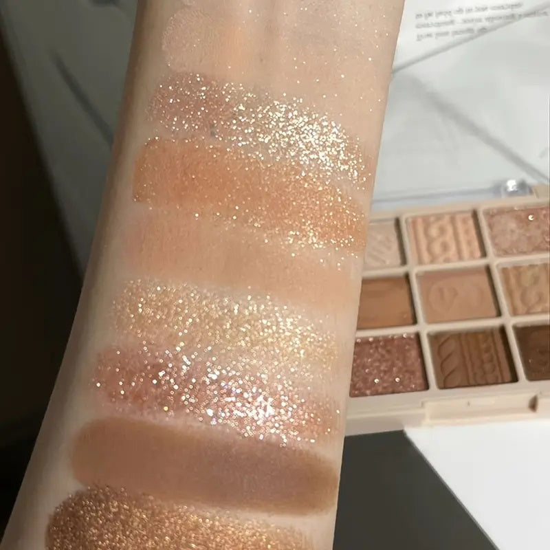 9-Colour Natural Eyeshadow Palette