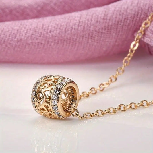 Exquisite Hollow Barrell Fashion Necklace