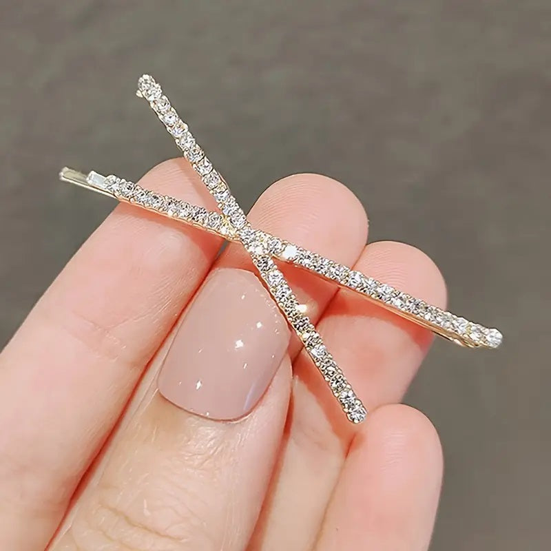 2pcs Elegant Sparkling Rhinestone Hair Clips Set.