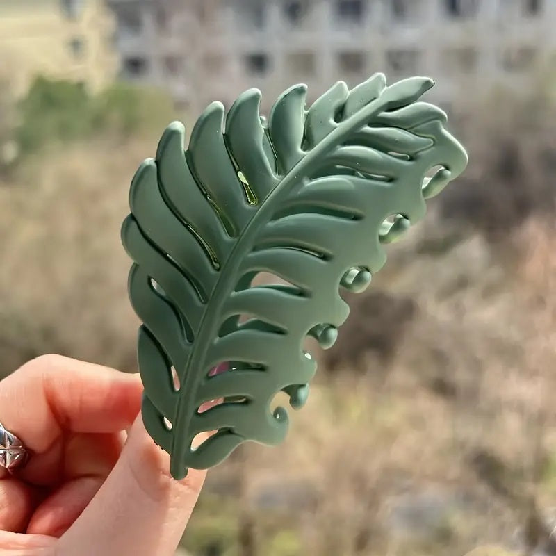 Large Green Leaf Hair Claw Clip