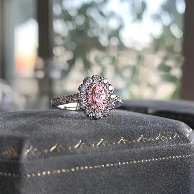 Sølvtone Elegant Ring med Glitrende Rosa Cubic Zirconia