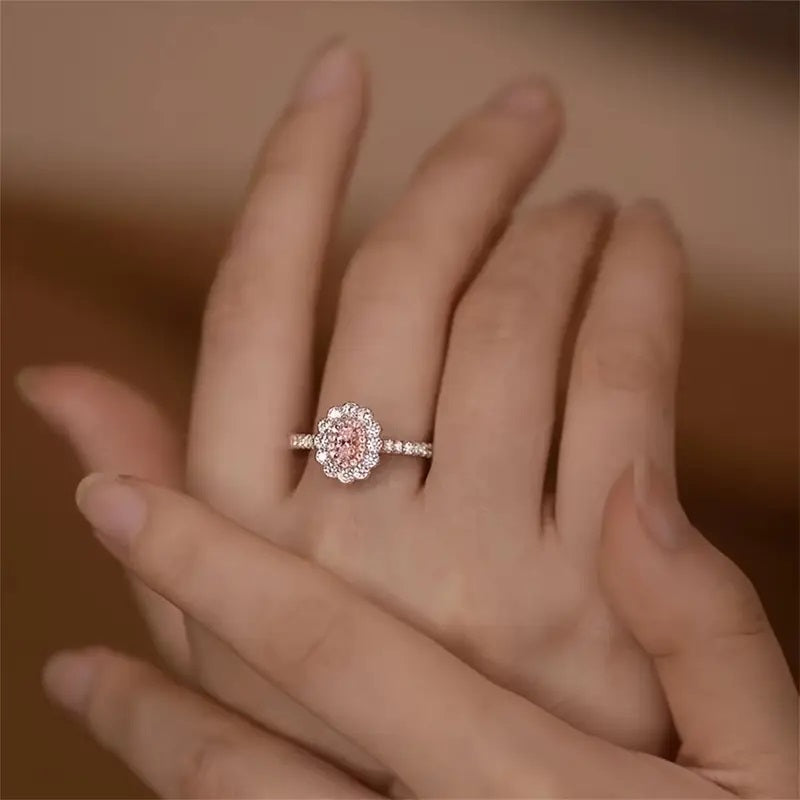 Sølvtone Elegant Ring med Glitrende Rosa Cubic Zirconia