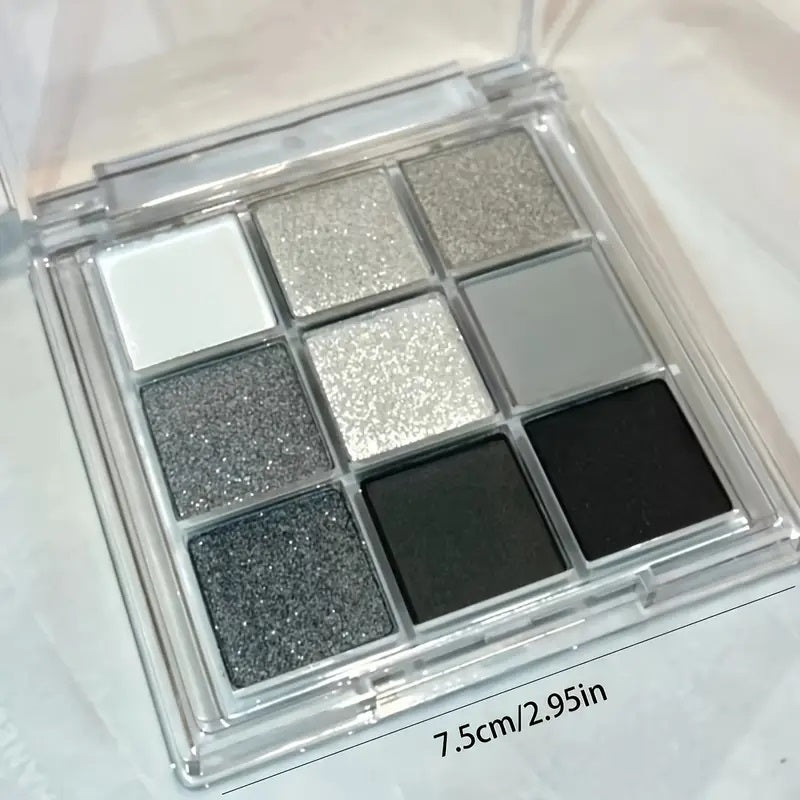 Smoky Metal Silver Eyeshadow Palette