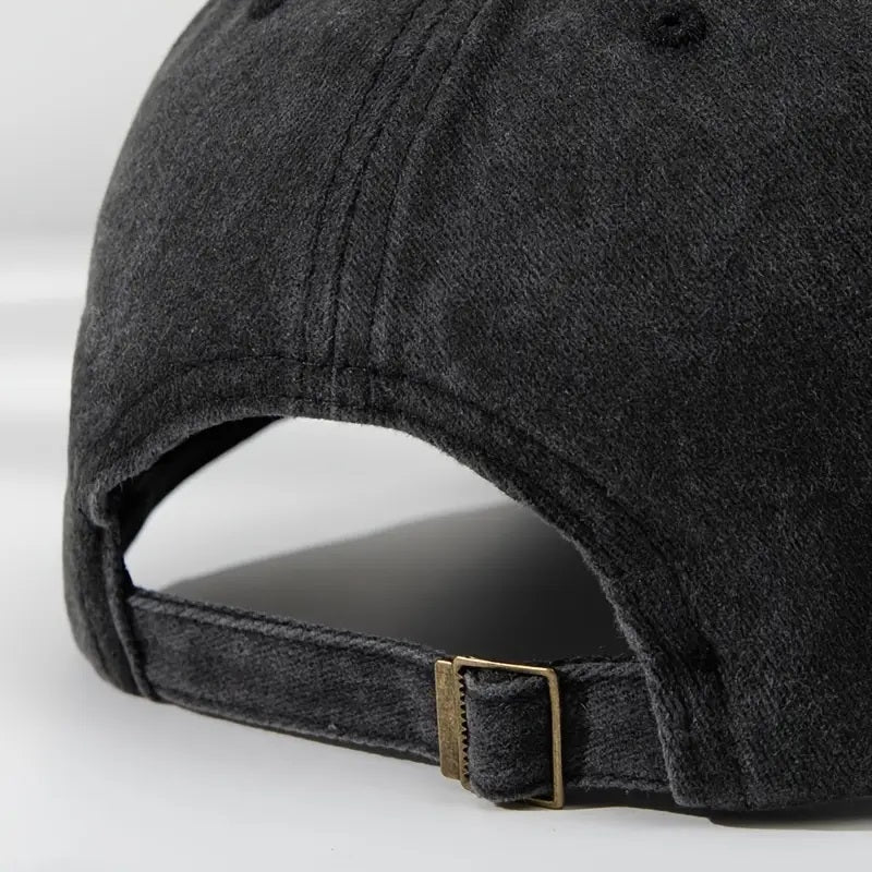 Men’s Adjustable Black Baseball Cap,